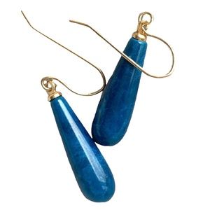 earrings hanging blue lapis stone gold wire hook 1.5" long lightweight vintage